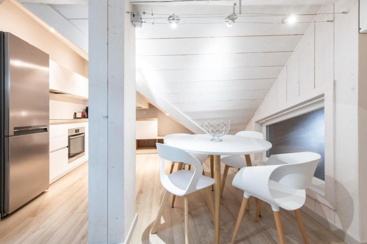K2 Annecy Rent Lodge Duplex De Deux Chambres Doubles Entierement Renove Εξωτερικό φωτογραφία